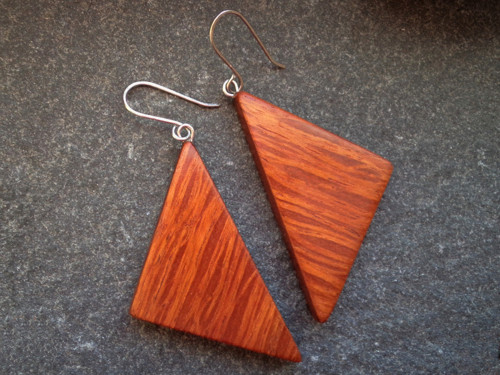 Dřevěné náušnice - lace sheoak — foto 1