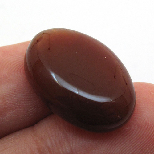 Kabošon červený onyx ovál 21,4mm
