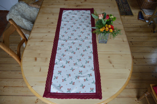 Bavlněný běhoun 118 x 45 cm s šípky krajkou