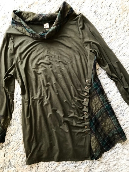 Zajímavá khaki tunika - vel. 46 — foto 1