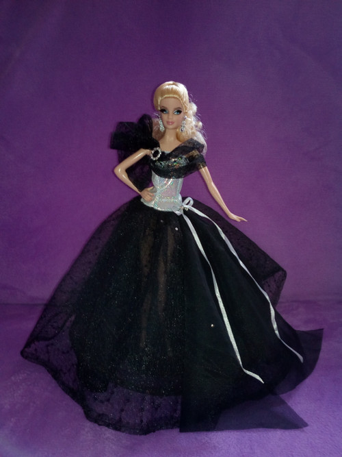 Šaty pro Barbie — foto 1