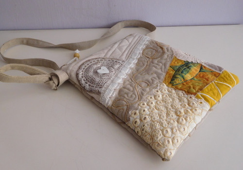 Patchwork a krajky - kabelka 3 — foto 1