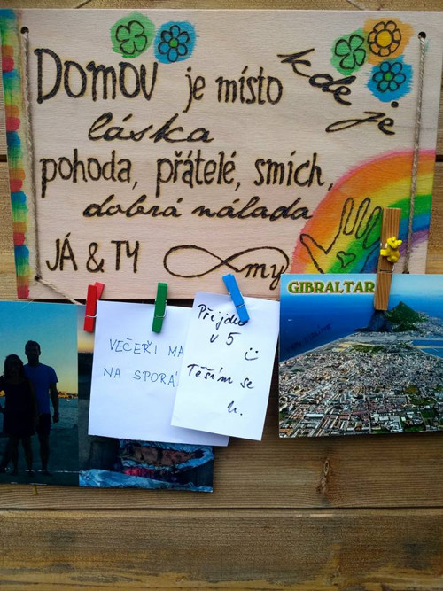 Cedulka DOMOV — foto 1