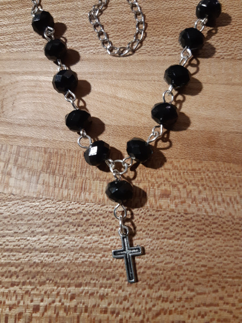 DESÁTEK ČERNÝ 26.