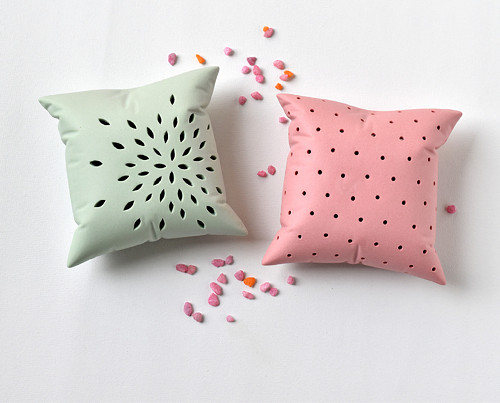 Porcelánová vonítka (2ks) — foto 1