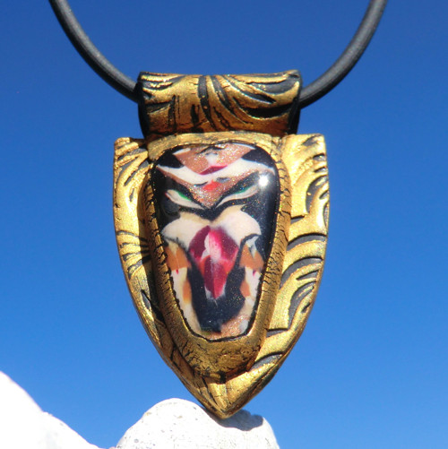 Avalon (1) * Vzkaz * Amulet — foto 1