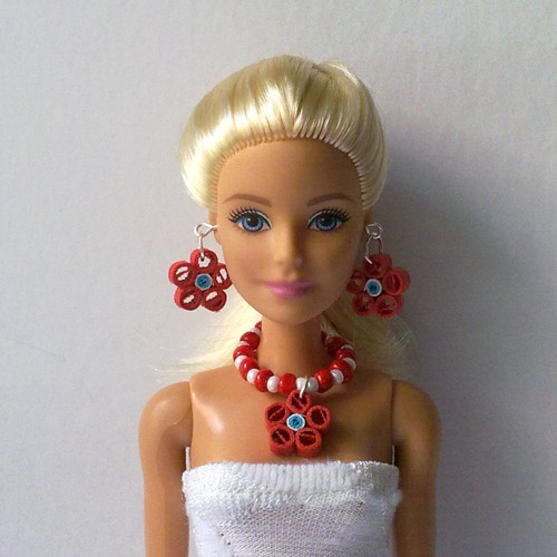 Šperky pro Barbie - náhrdelník, náušnice — foto 1