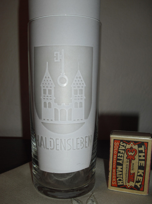 Reklamní SKLENICE, nápis HALDENSLEBEN / Německo
