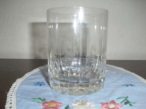 SKLENIČKA na whisky, broušený i tlačený vzor