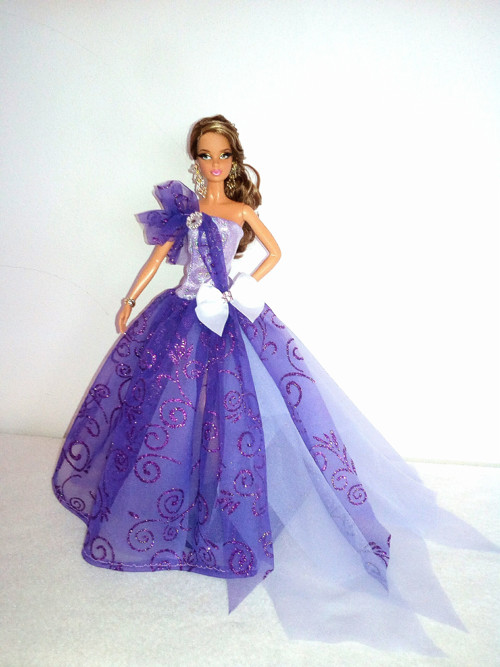 Šaty pro Barbie — foto 1