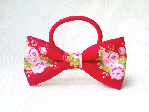 Romantic hair bow (red/flowers)