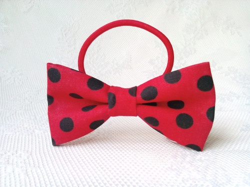 Mini Pin Up hair bow (red/black polka dots)