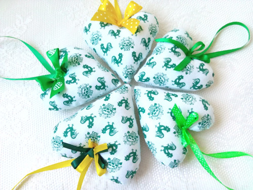 Easter hearts