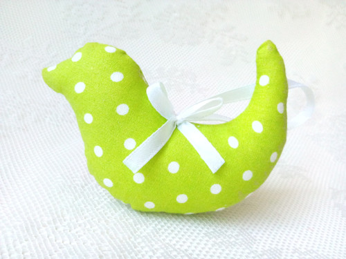 Birdie (apple green/white dots)