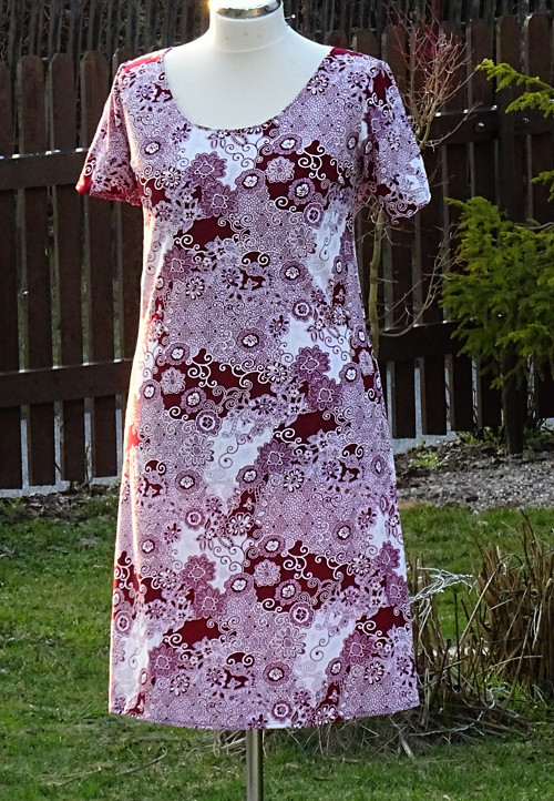 Letní šaty -vínovo bílé-L