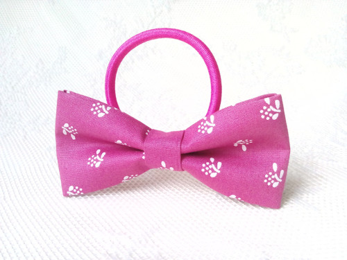 Fuchsia folklore hair bow