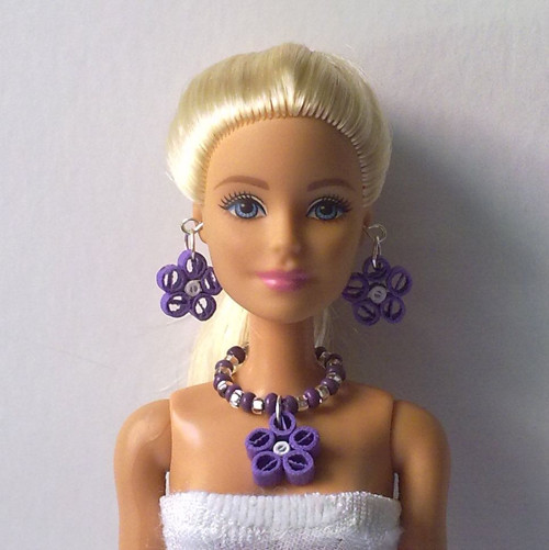 Šperky pro Barbie - náhrdelník, náušnice — foto 1