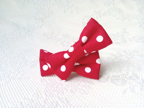 Mini Karkulka Pin Up shoe clips (red/white dots)