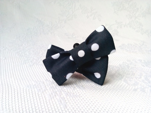 Mini Pin Up shoe clips (black/white polka dots)