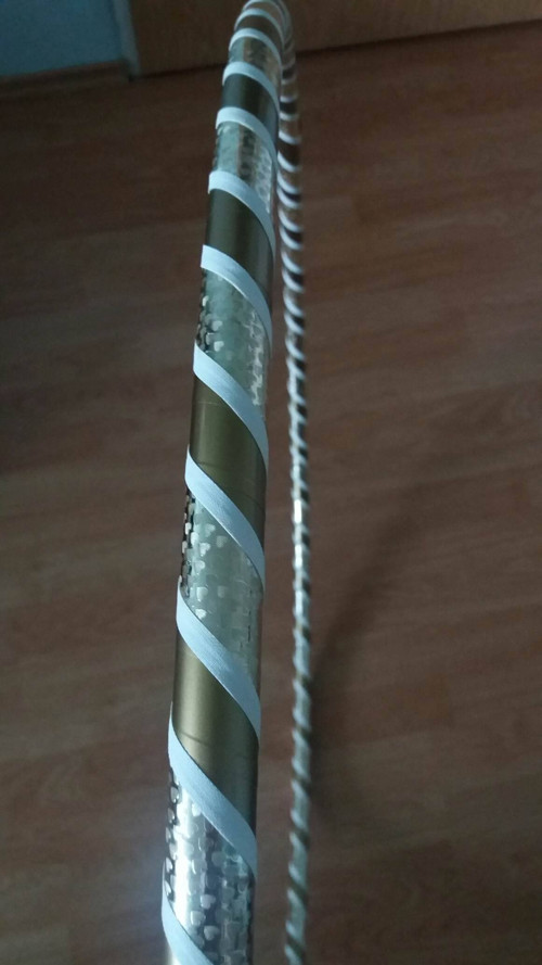 Obruč na hooping zlato-bílá 90 cm