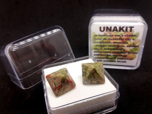 Unakit (Epidot) - náušnice — foto 1