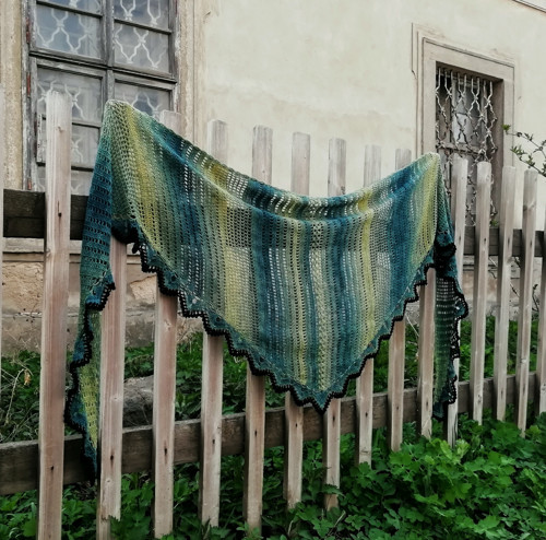 Přes hory a doly háčkovaný na přání — foto 1