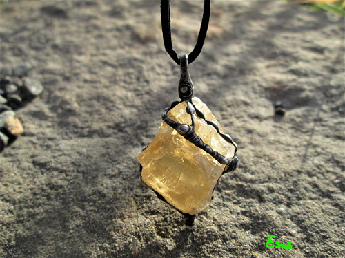 Talisman ,, Matky Země " — foto 1