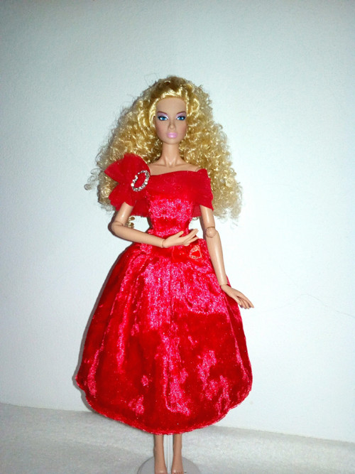 Šaty pro Barbie — foto 1