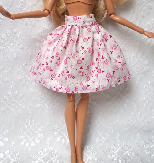 Sukně — foto 1