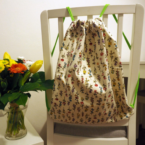 Jarní batůžek na záda — foto 1