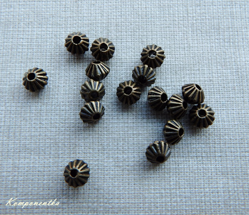 Kovové korálky starobronz 4x4mm 6kusů