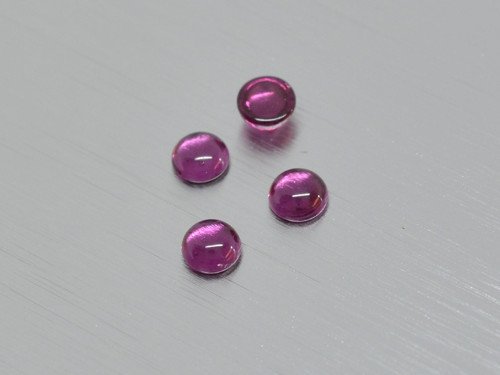 GRANÁT přírodní kulatý 4 mm kabošon
