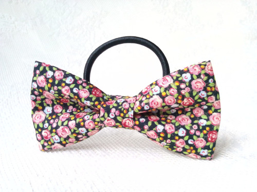 Romantic hair bow (flowers)