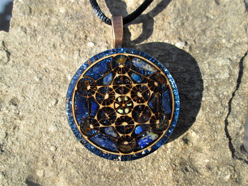 Org. šperk ,,Metatron klidu " s lapisy, jantary — foto 1