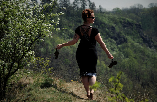 "Po noci probdělé..." šaty — foto 1