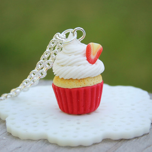 Jahodový cupcake