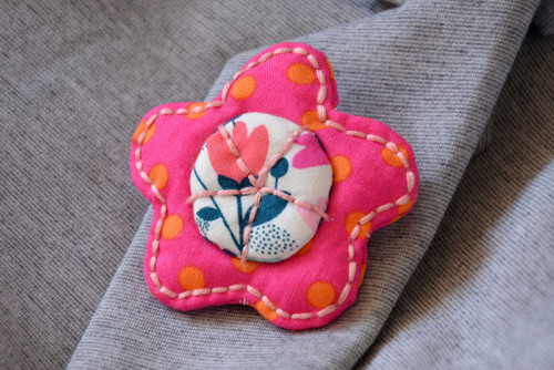 Bubu Happy flower Brooch pink — foto 1