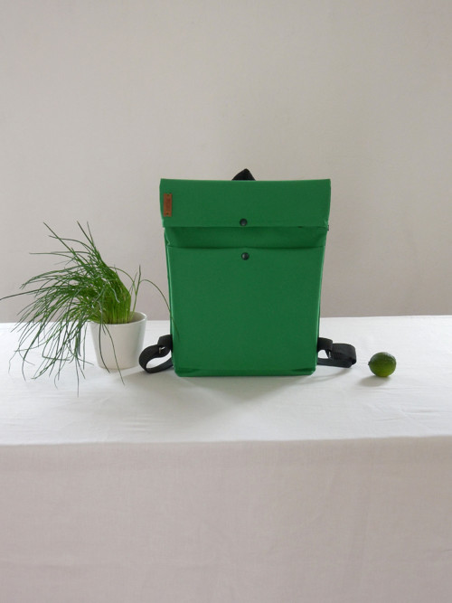 URBAN EASE - Batoh s umělou inteligencí — foto 1