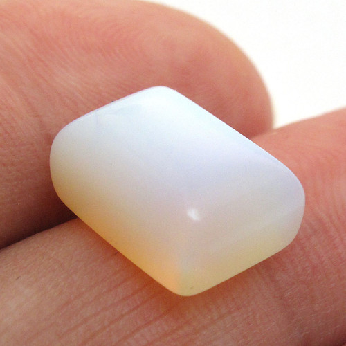 Kabošon opalit obdelník 13,3mm — foto 1
