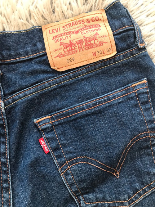 Zvonové džíny Levis - vel. 40 — foto 1