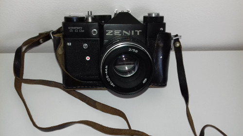 Fotoaparát Zenit TTL — foto 1