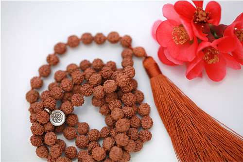 Meditační mala s Rudrakšou — foto 1