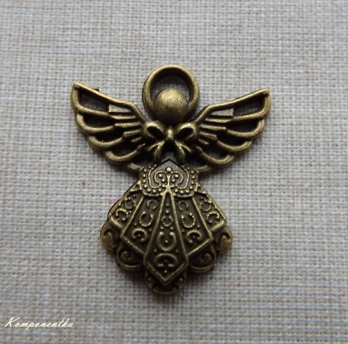 Přívěšek andělíček 25x24mm 1kus