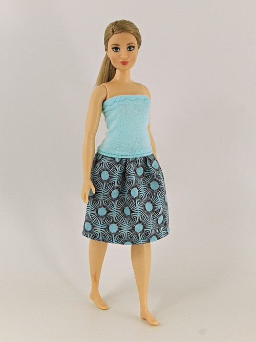 Barbie Baculka - Modré šaty — foto 1