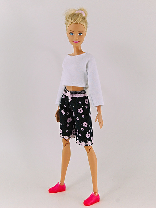 Barbie - Kraťasy s kytičkou — foto 1