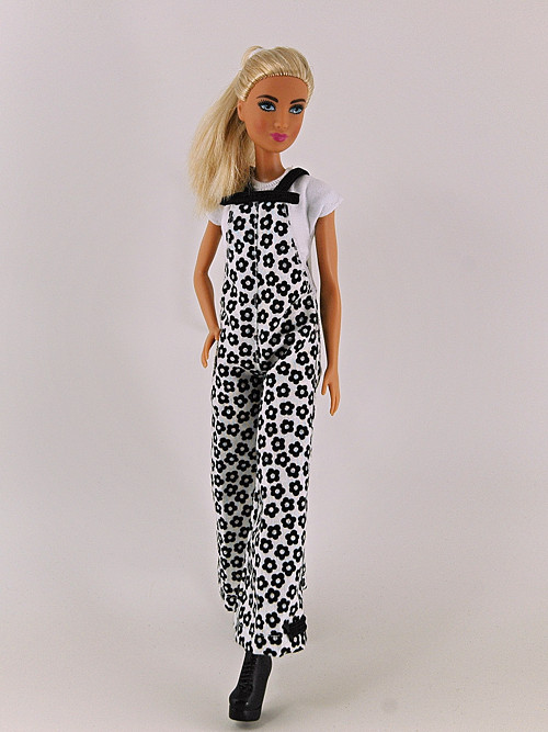 Barbie - Overal černobílý — foto 1