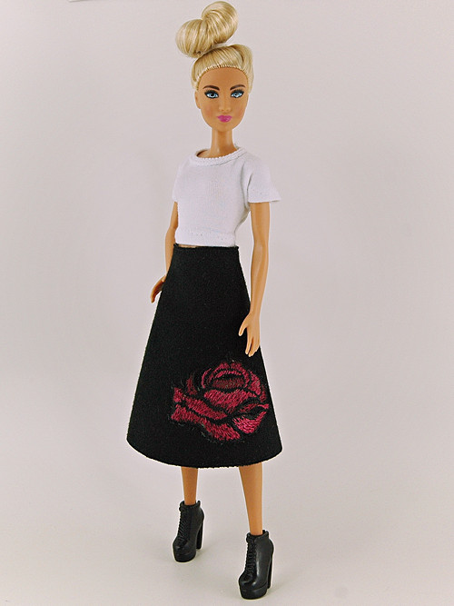 Barbie - Sukně s růží — foto 1