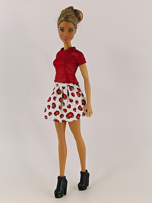 Barbie - Komplet s jahůdkama — foto 1