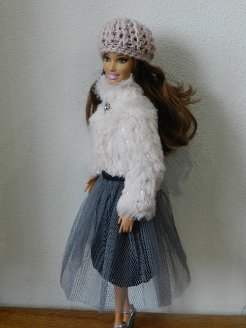 Kožíšk pro Barbie — foto 1