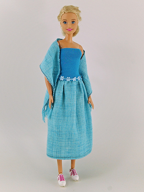 Barbie - Modré šaty s plédem — foto 1
